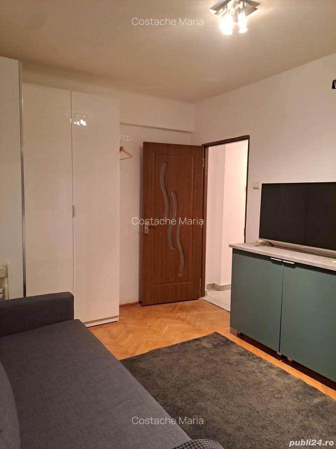 Garsoniera , Centrul Civic - 2