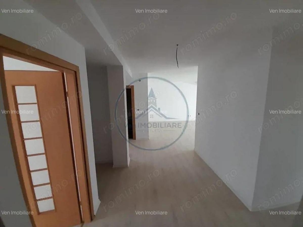 Apartament spa?ios cu 4 camere 119 mp - 1