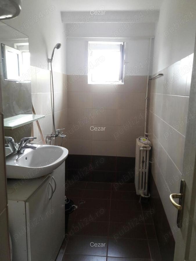 Ofer spre vanzare apartament 2 camere - 3