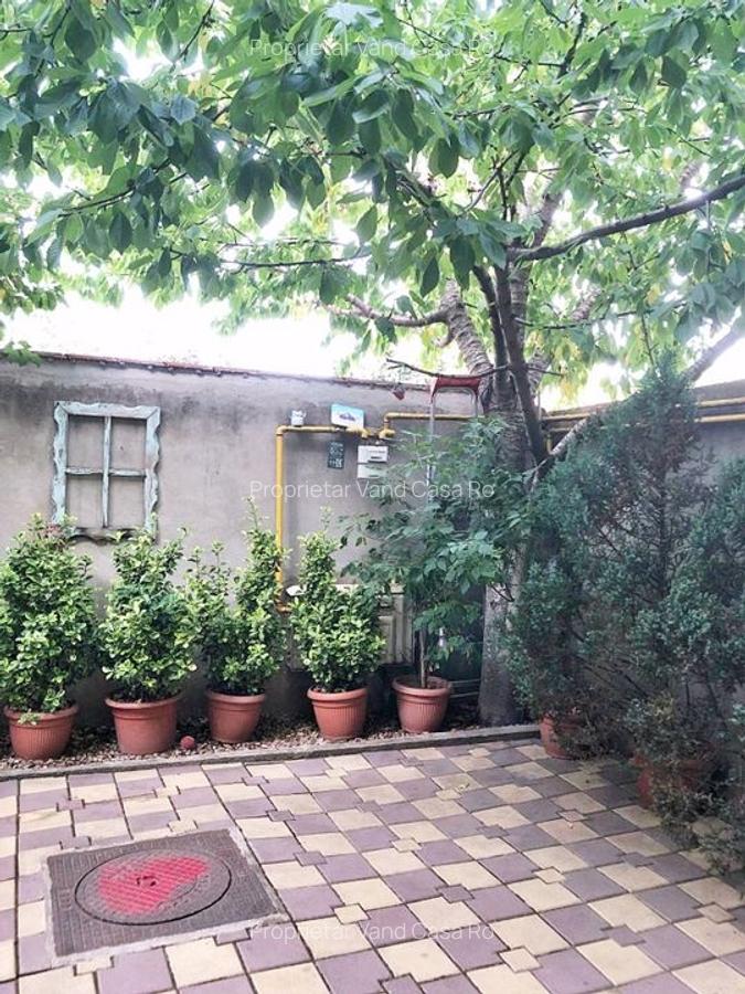 Vilă P+2 cu 4 Apartamente / Spațiu Comercial - PROPRIETAR - 15