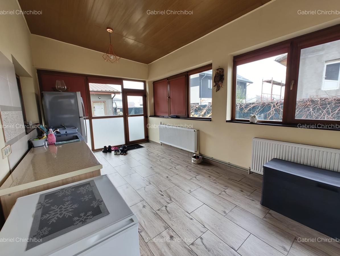 Vilă spectaculoasă – 249 mp utili, teren 881 mp, dotări premium, mobilata - 10