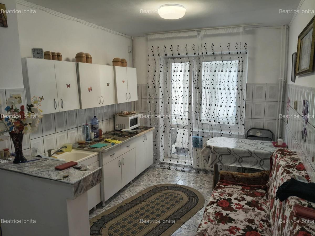 Inchiriere 2 camere separate zona Dristor - Mihai Bravu visavis Kaufland - 3