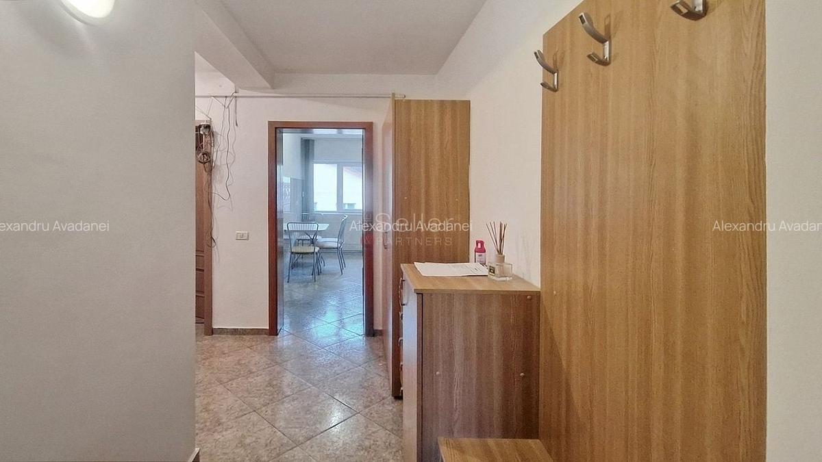 De vanzare apartament cu 3 camere central. - 12