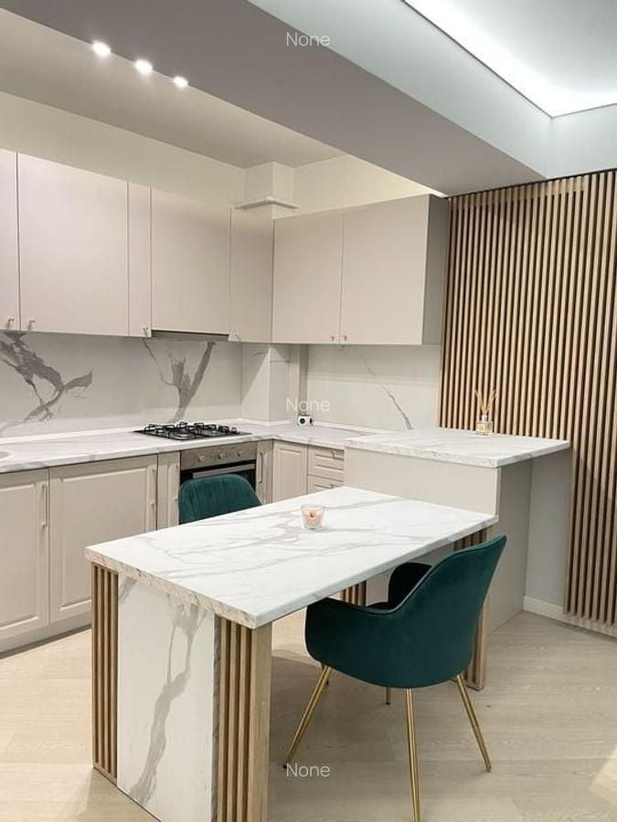 Apartament 2 camere Cortina North de inchiriat - 1