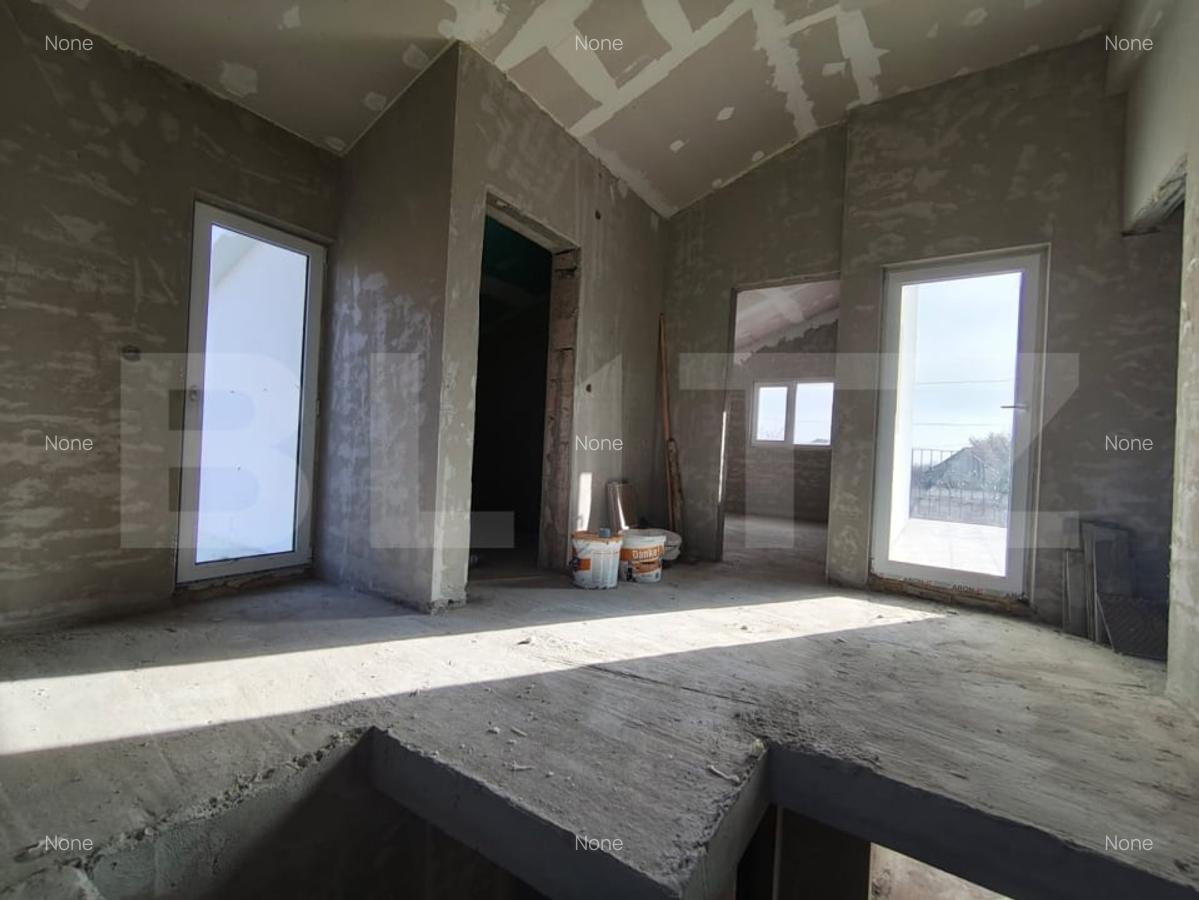 De vanzare casa semifinisata - 6