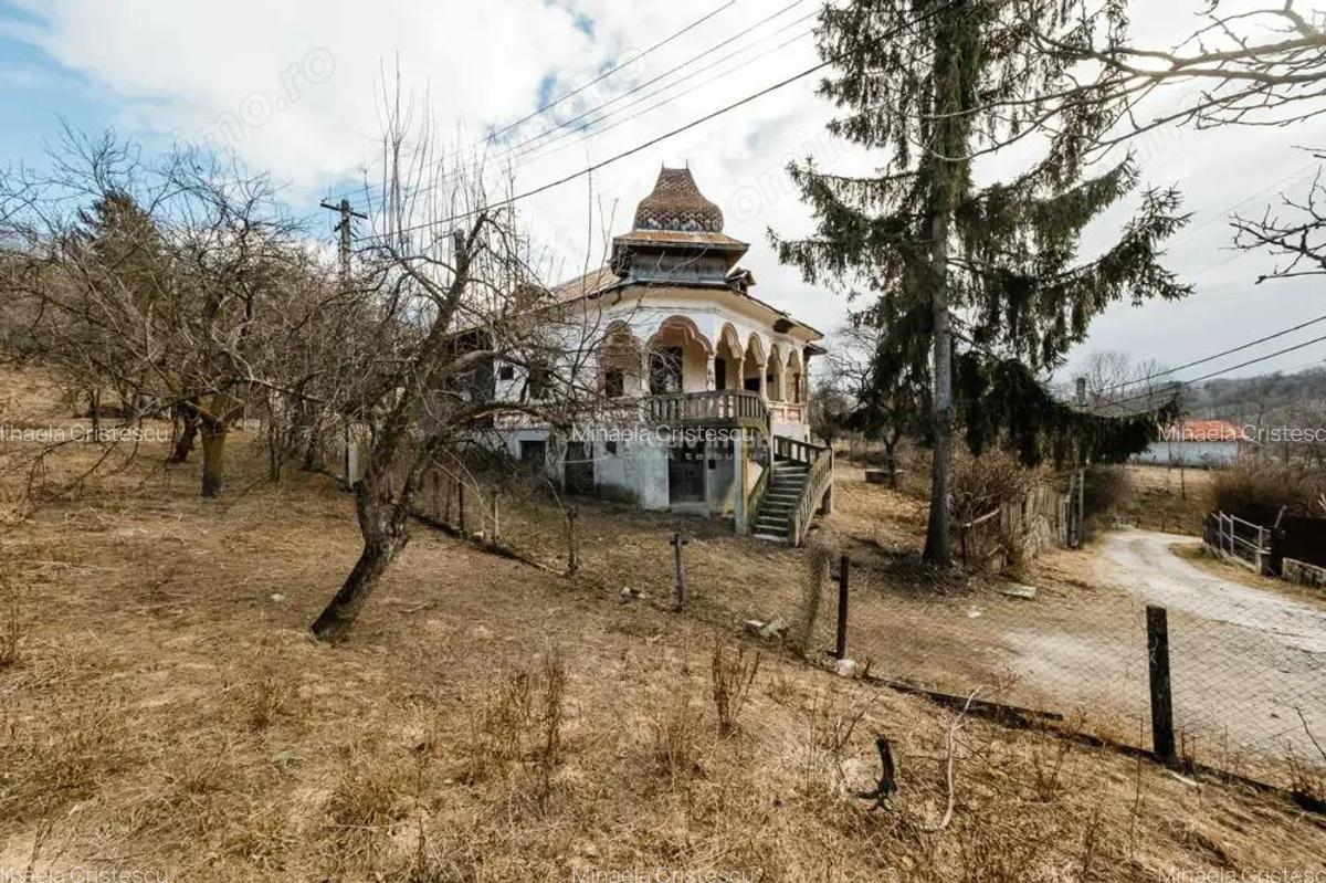 DE VANZARE - VILA la Breaza, Prahova, 9 camere, 1.873 mp teren - 3