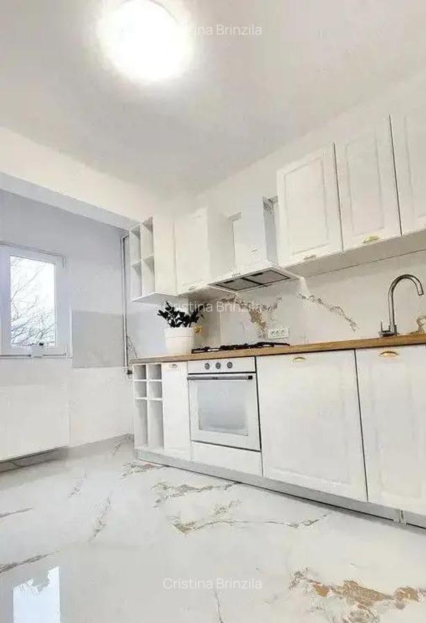 De Vanzare apartament 2 camere Cismigiu sect 1 - 16