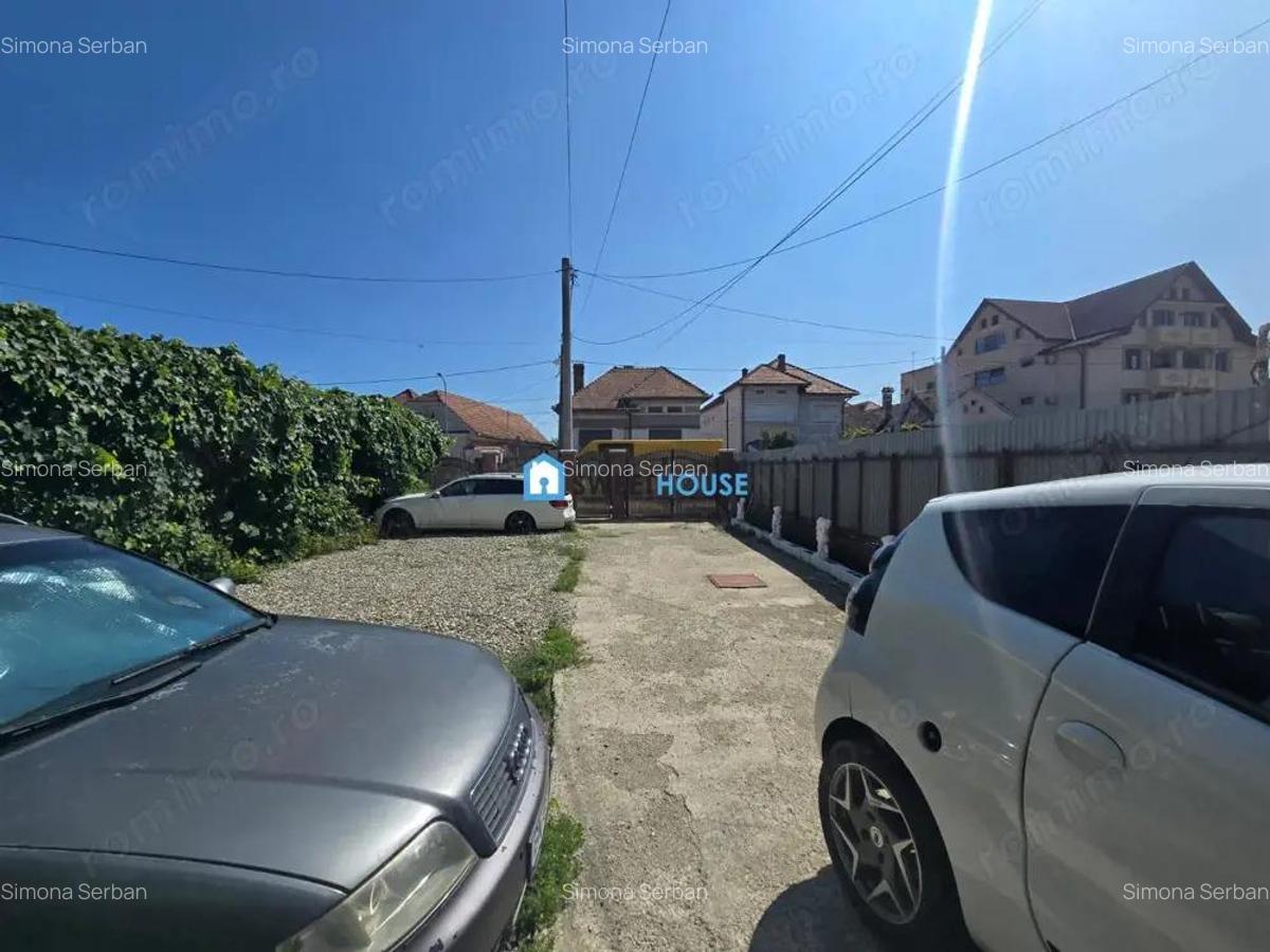 CASA CU ETAJ IN CENTRU - 3