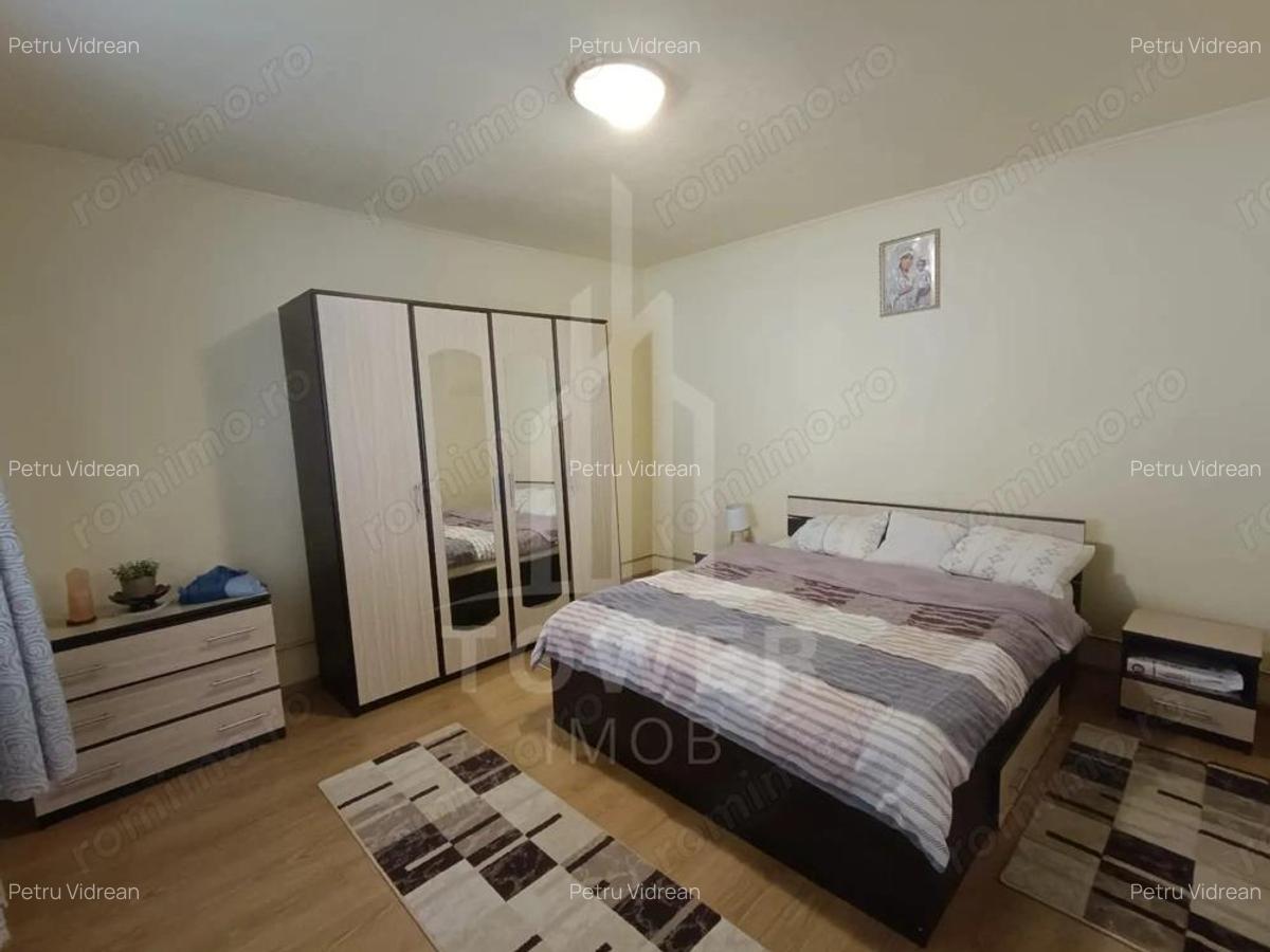 Casa de vanzare in satul Ro?ia cu vedere panoramica spre Mun?ii Fagaras - 7