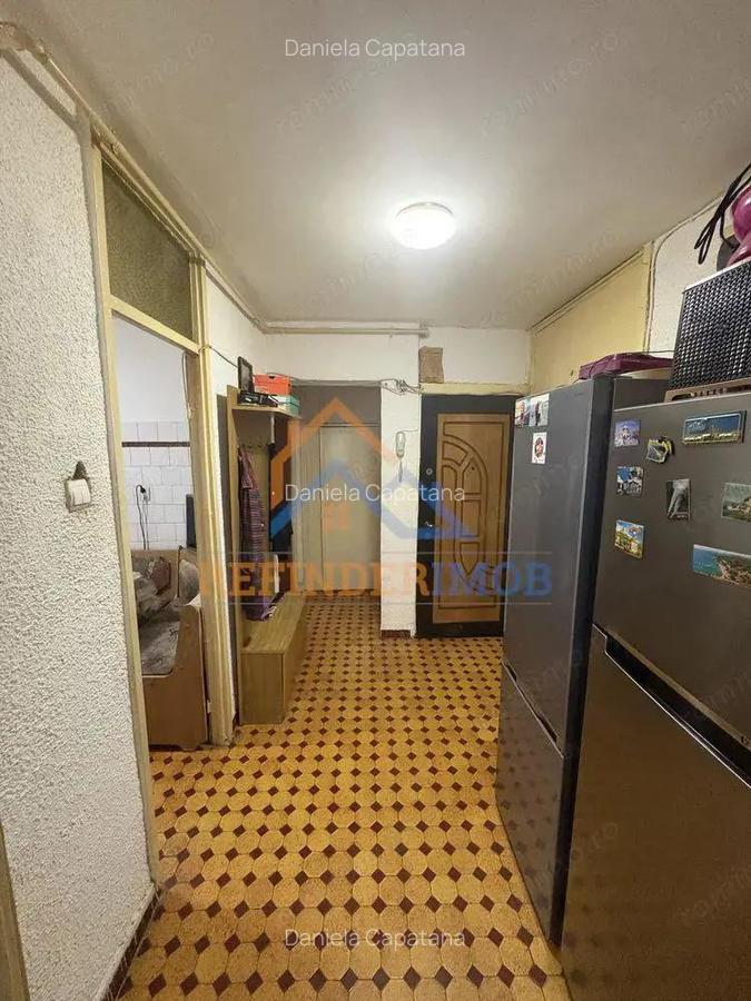 Vanzare apartament 3 camere Gorjului - 8