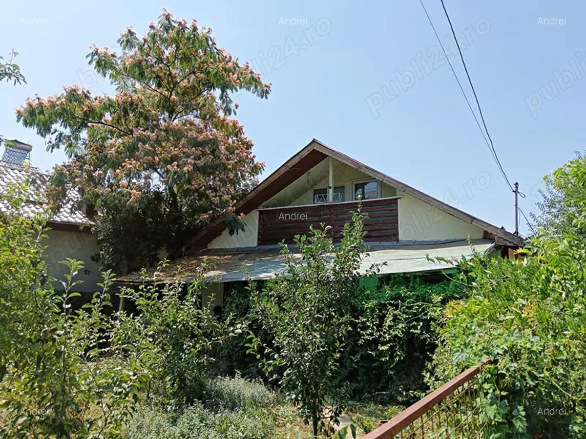 CASA CU GRADINA la 55 km de Bucure?ti (langa Titu) - 2