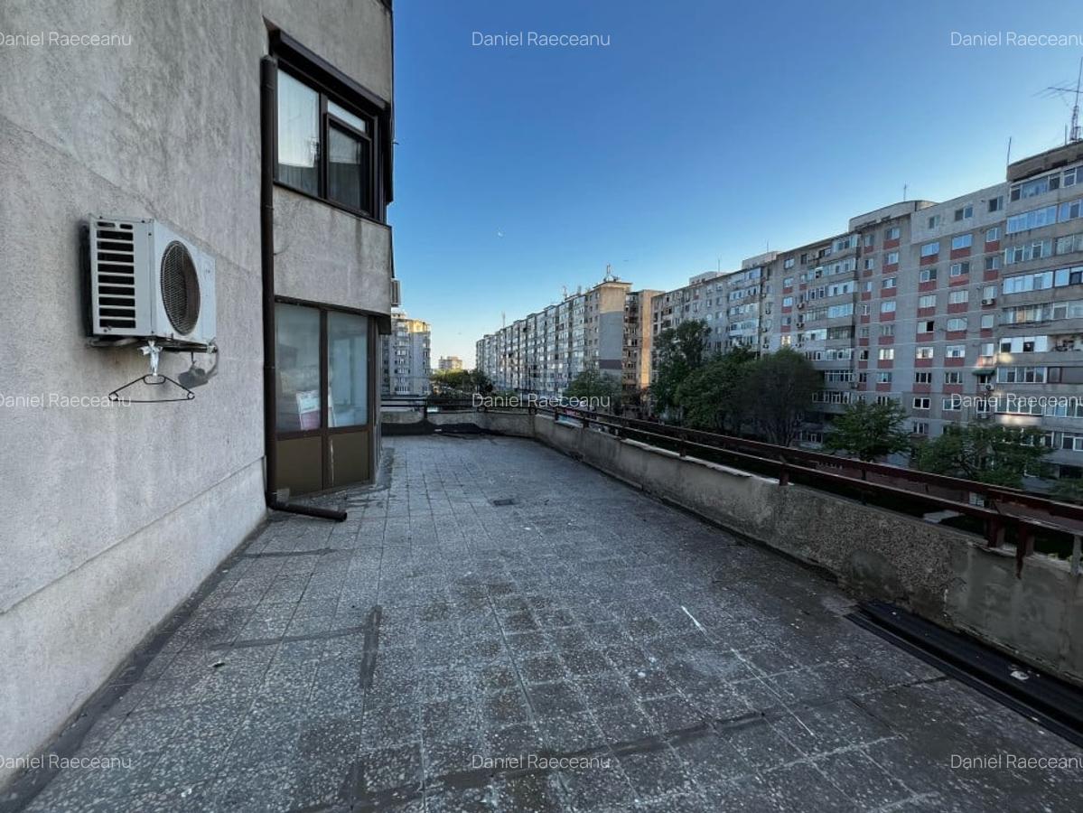 Apartament cu 5 camere decomandat în Casa de Cultură - 20