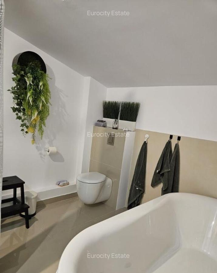 Otopeni/Polona,3 camere,150 mp,mobilat si utilat lux,scara interioara - 17