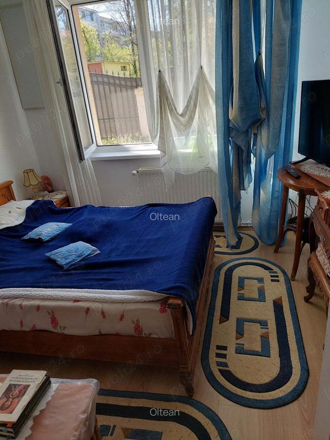 Brasov, casa de vanzare pe str. Lamaitei, langa podul Zizinului - 1