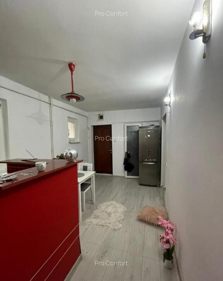 Apartament 2 camere Traian 73000 euro - 1
