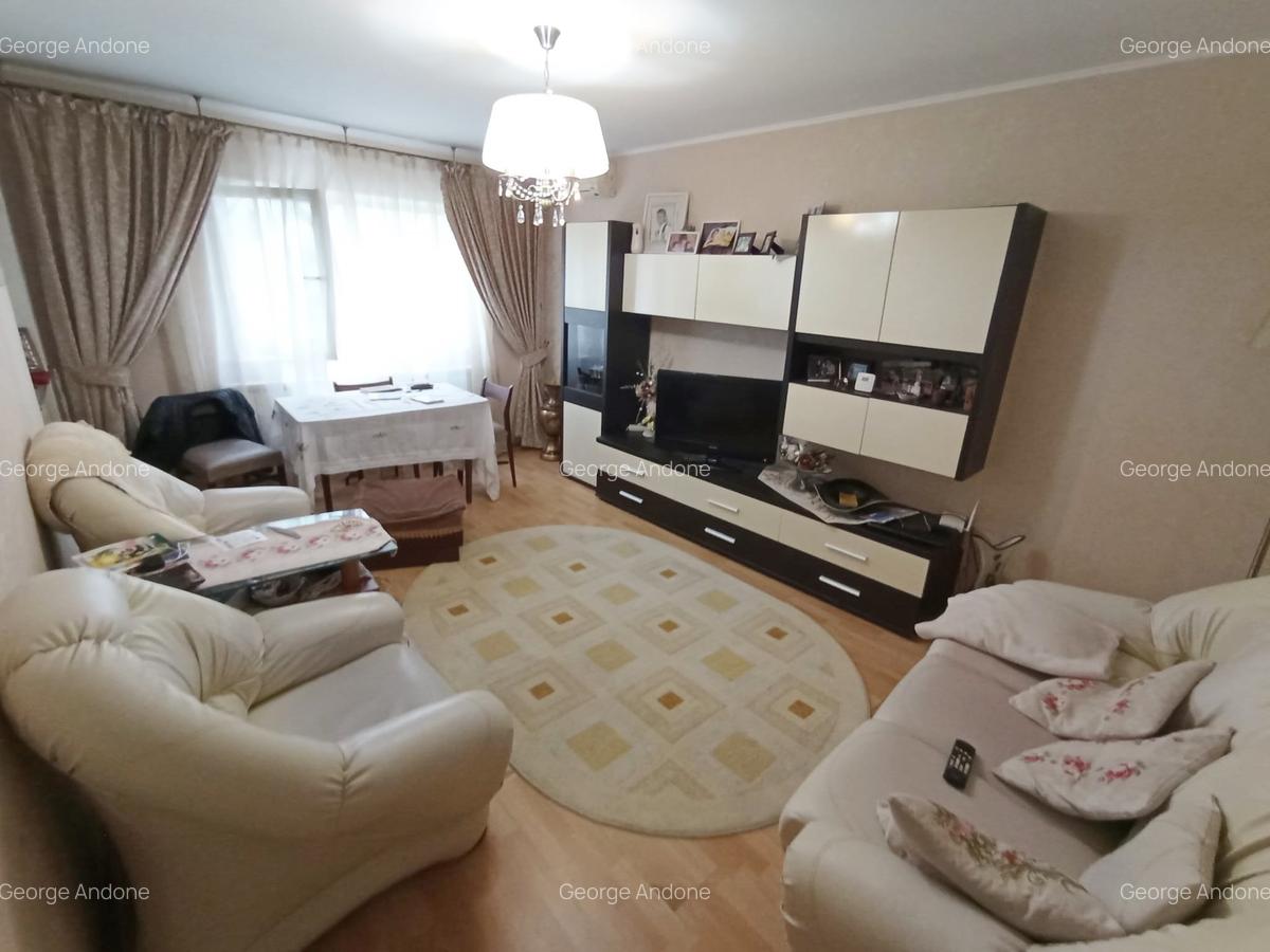 Apartament 3 camere DECOMANDAT, Nicolina-Prima Statie, ETAJ 3 - 1