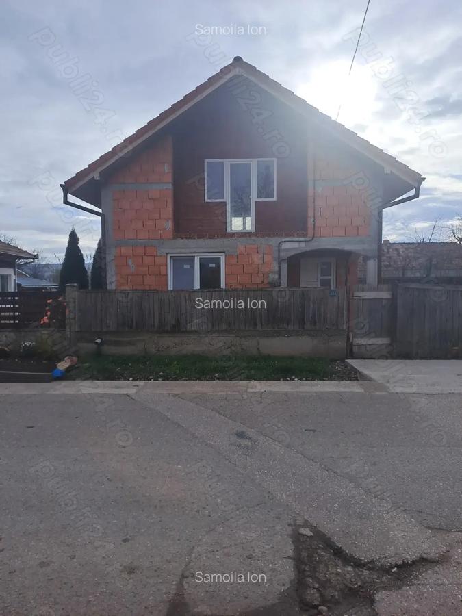 Casa de vanzare - 2