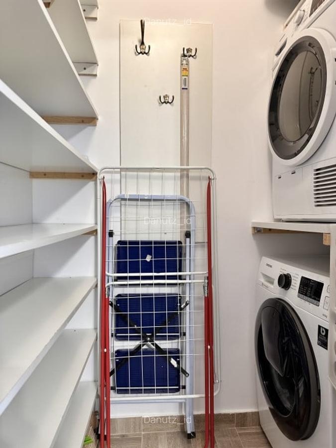 Inchiriere Apartament 3 camere, 2 bai, zona centrala, garaj - 9