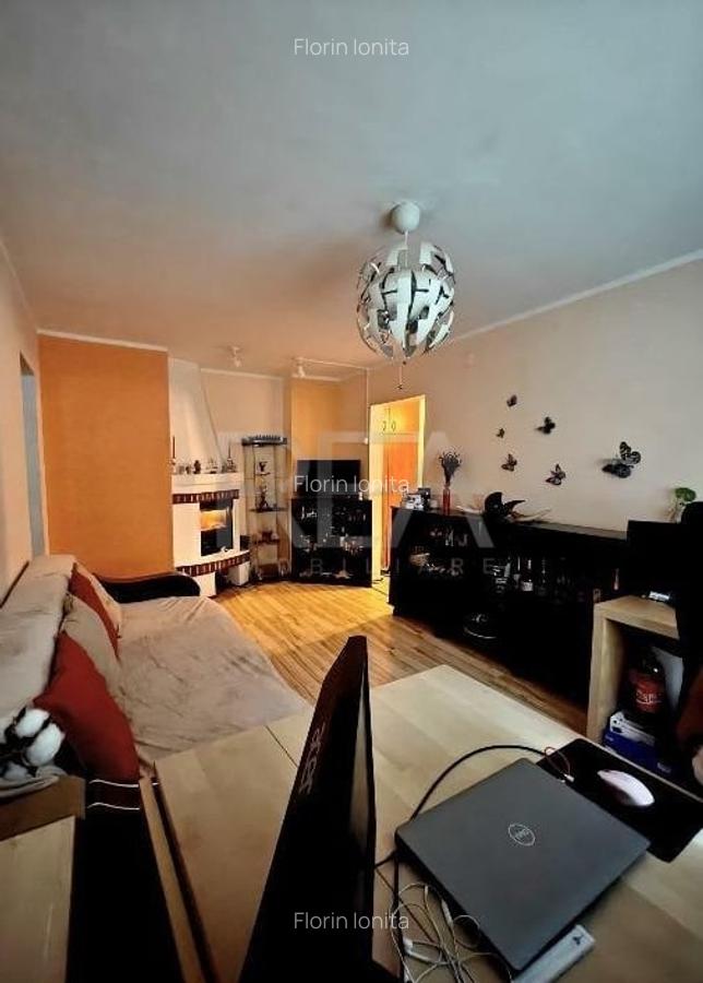 Apartament 3 camere semidecomandat P/8, Rahova, Str. Barca. - 2