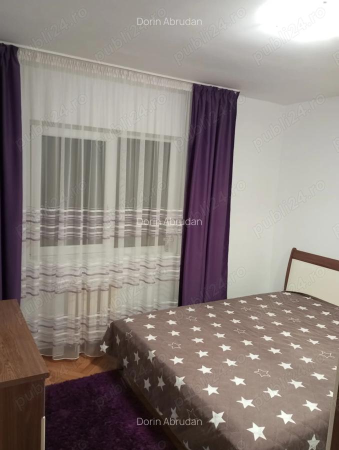 Inchiriez apartament cu trei camere in Mana?tur - 1