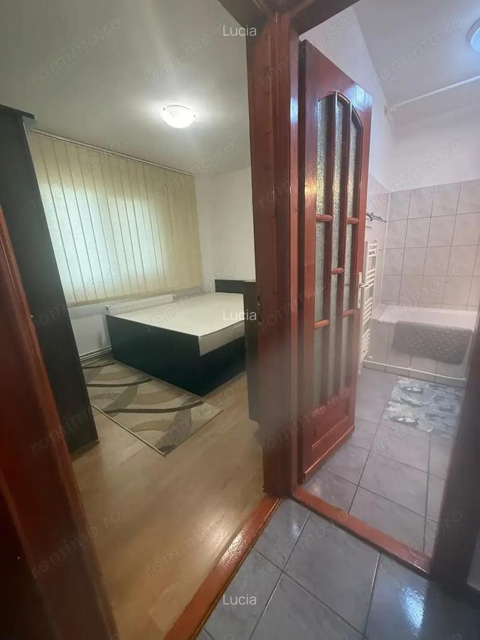 Apartament cu 2 camere centrala proprie Complexul Studentesc - 10