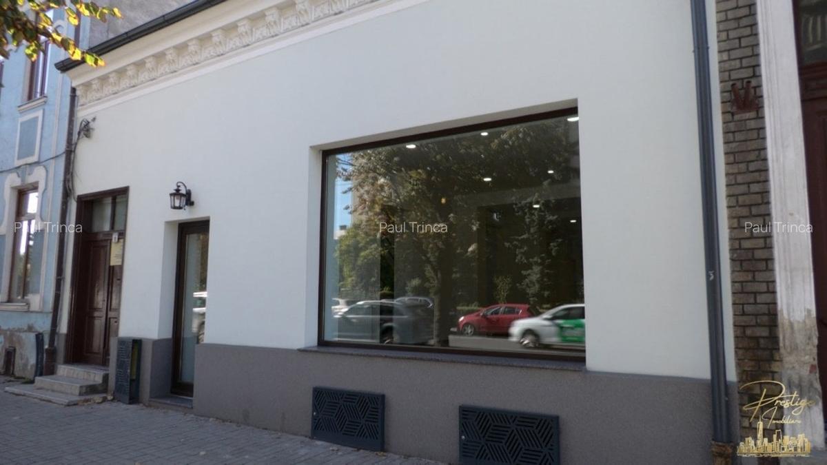 Spatiu comercial / Birou de inchiriat in Centru - Piata Avram Iancu - 2