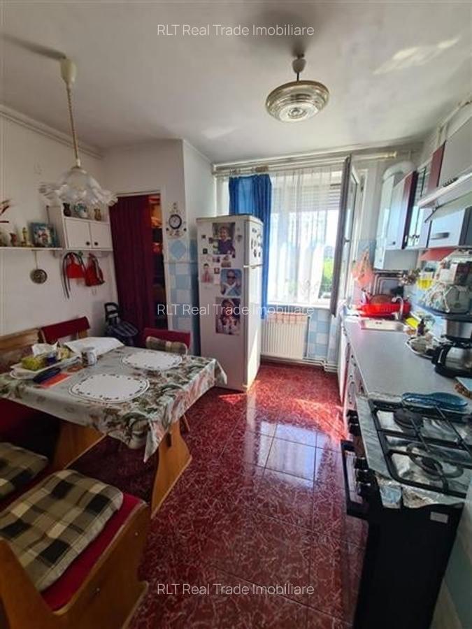Apartament cu 3 camere semidecomandat în Centrul Civic - 8