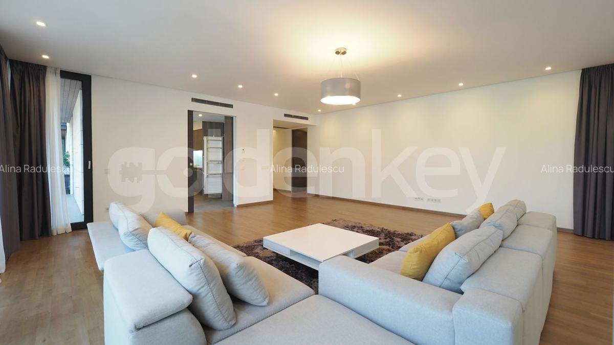 Apartament cu 5 camere semidecomandat, mobilat în Primăverii - 4