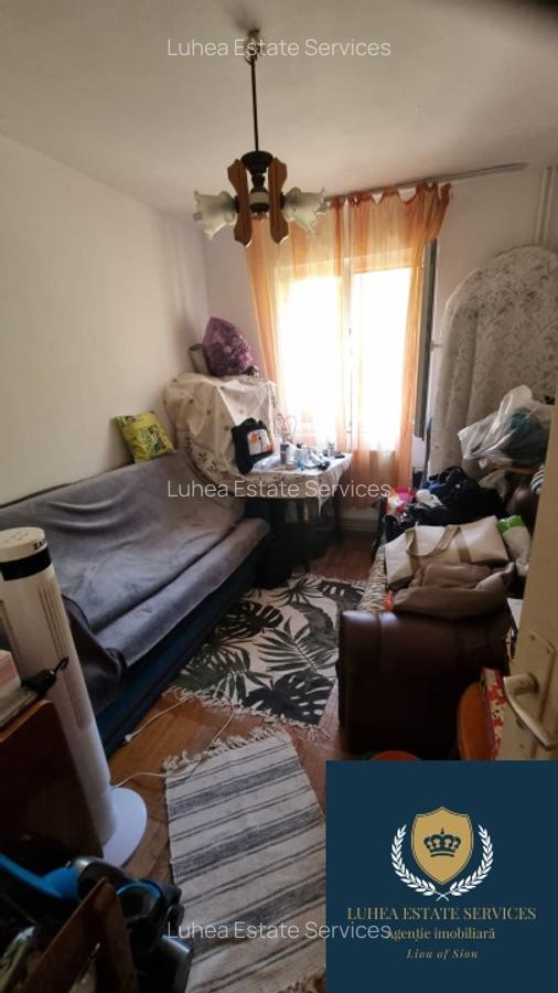 Apartament 3 camere in Resita - 1