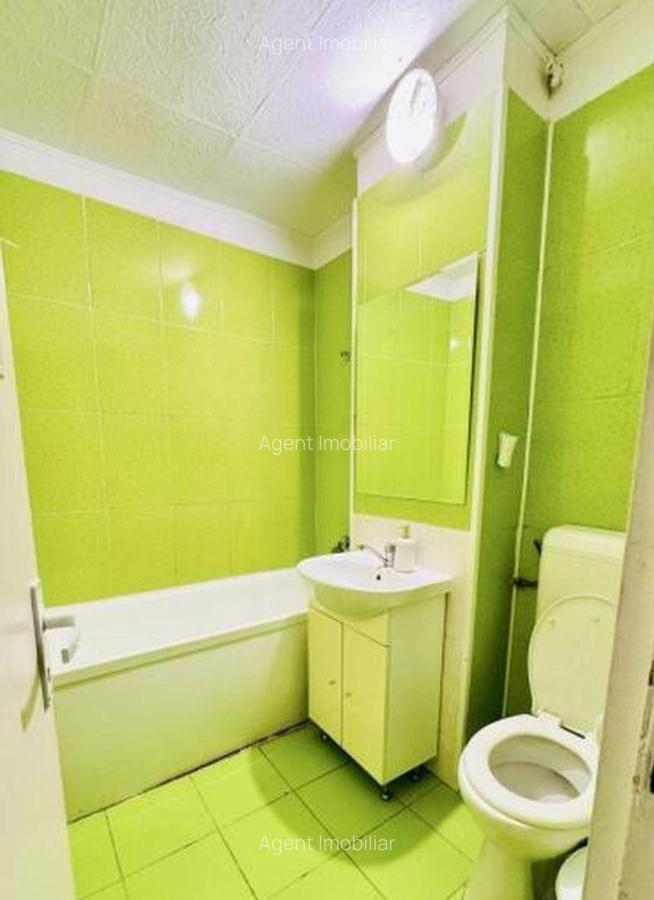 Piata sudului etaj 7 decomandat - 2