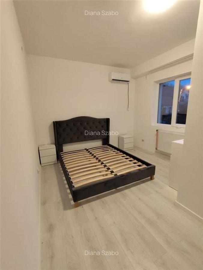 RECO Vila la cheie compartimentata in 16 ap in zona Spitalul Judetean - 3