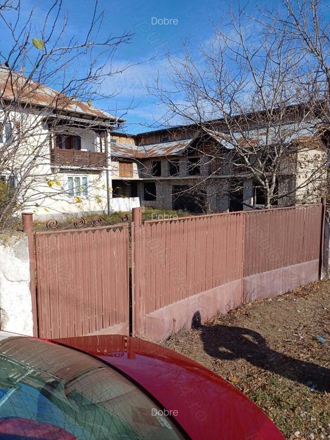 Casa la curte de vanzare Arges - 2