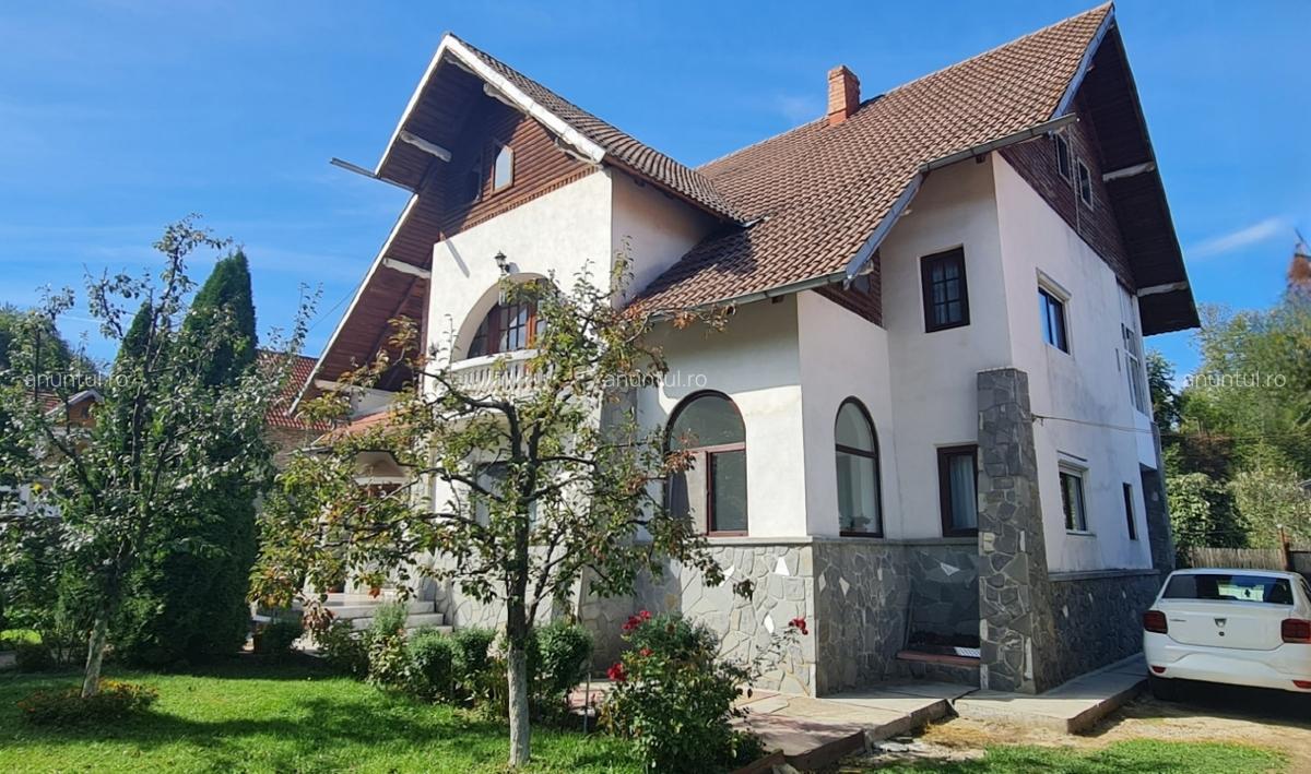 Casa langa padure si livada, zona linistita aproape de Targoviste - 1
