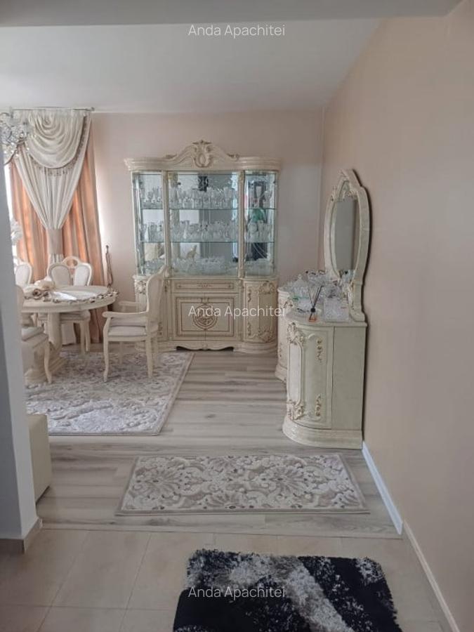 Apartament 3 camere zona Noua - 1