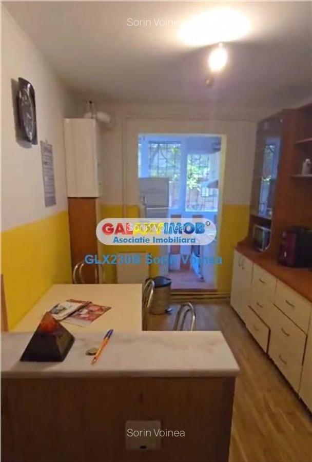 Apartament 4 camere Crangasi | centrala gaz | balcon | 10min. metrou - 10