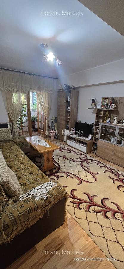 Apartament 3 camere zona Primaverii etaj 1 - 2
