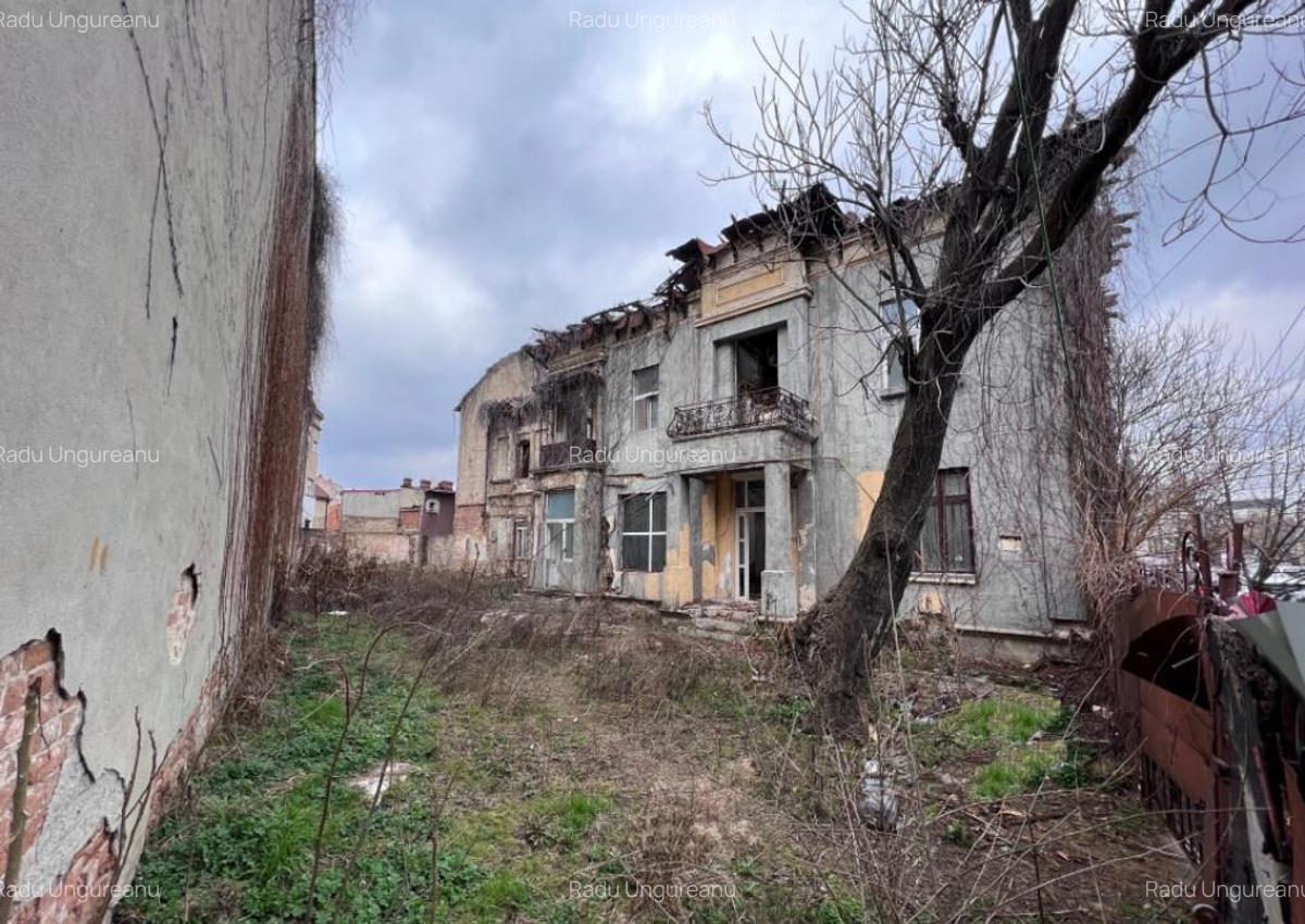 Vila Dacia - Teren 587 mp - 1