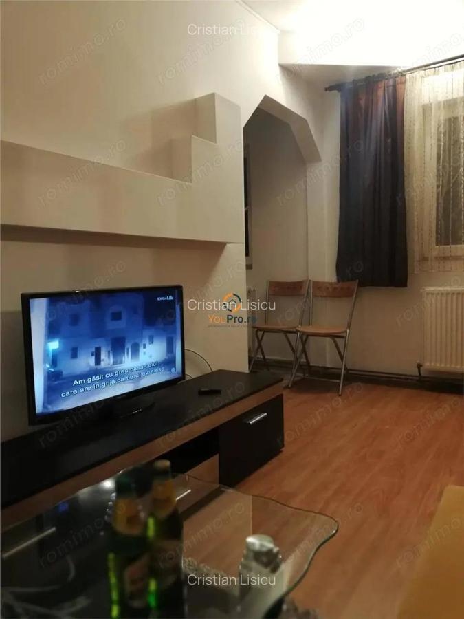 Garsoniera cocheta mobilata si utilata zona Buziasului - 2