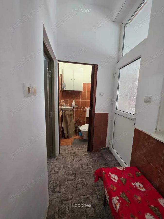 Casa cu 2 camere la curte comuna - 9