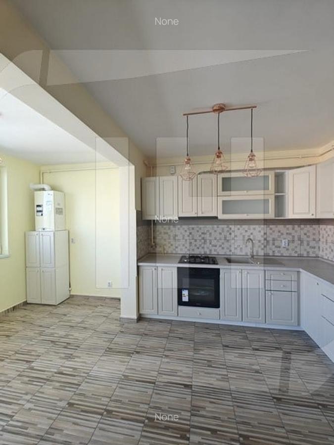 Apartament 3 camere, etaj intermediar, Zona Vivo - 2