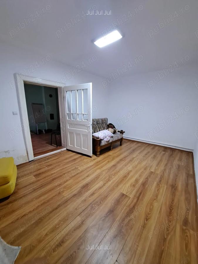 Casa de vanzare la ?ara cu gradina spa?ioasa - 5