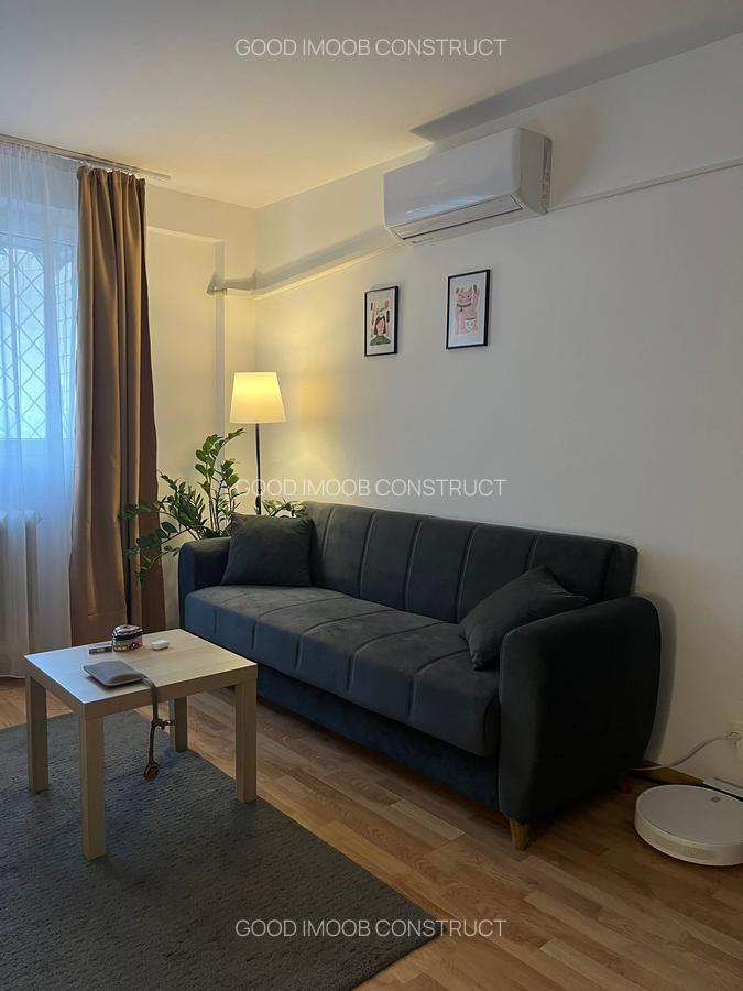 Spațiu comercial, 48 mp în P-ța Victoriei - 1