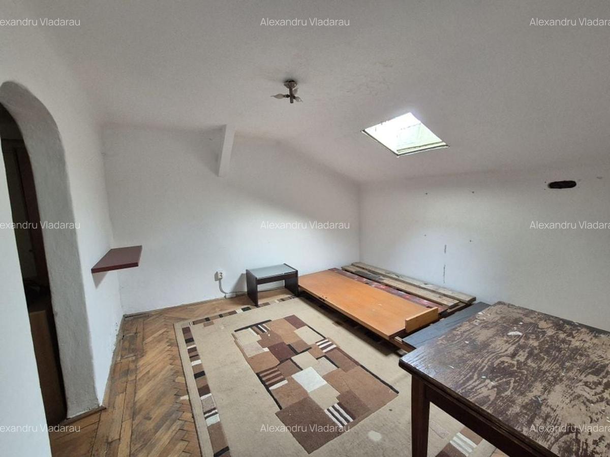 Apartament cu 7 camere semidecomandat în Universitate - 5