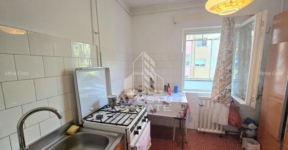Apartament cu 2 camere, decomandat, etaj intermediar, zon... - 4