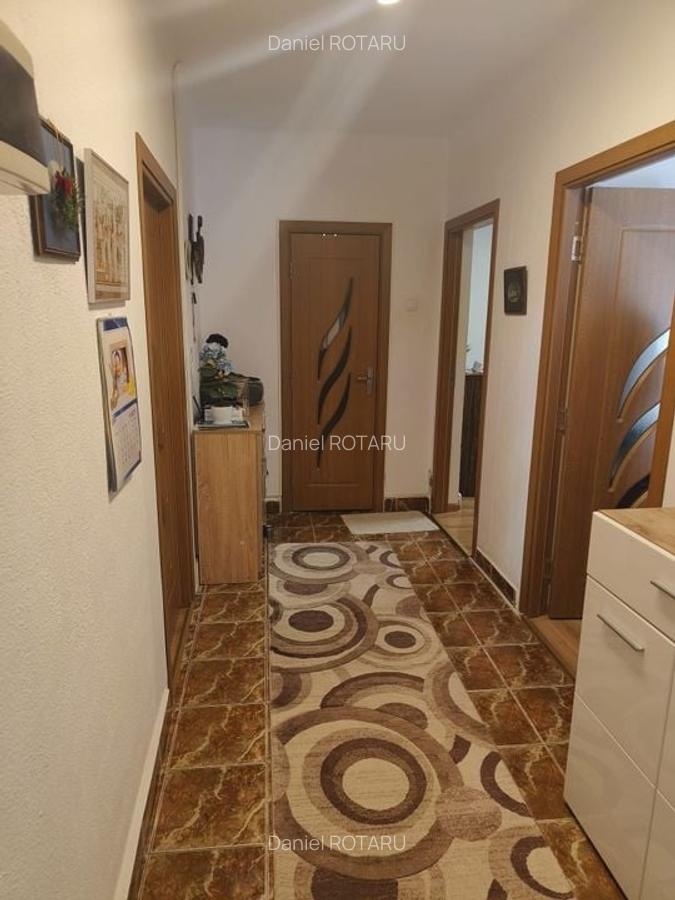 Casa singur in curte zona Astra - 9