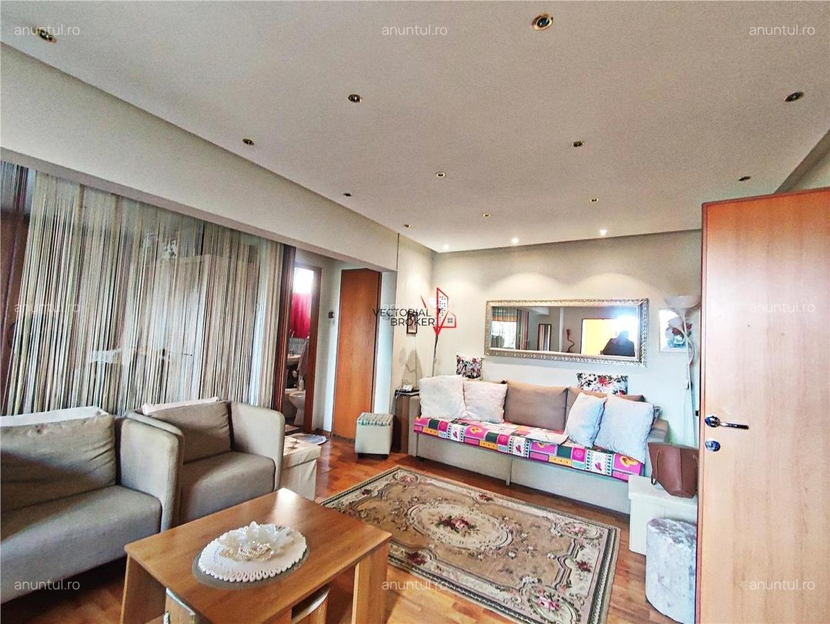 Calea Mosilor, et.4/8, la 8 min de metrou OBOR - 4