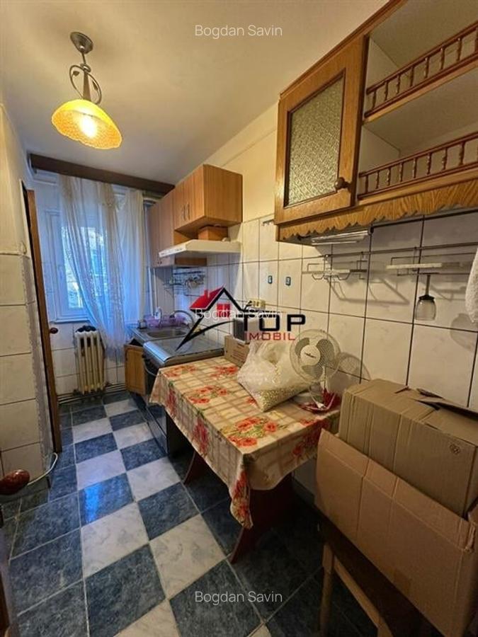 Apartament 3 camere semidecomandat, Baza 3 - etaj 1 - 2