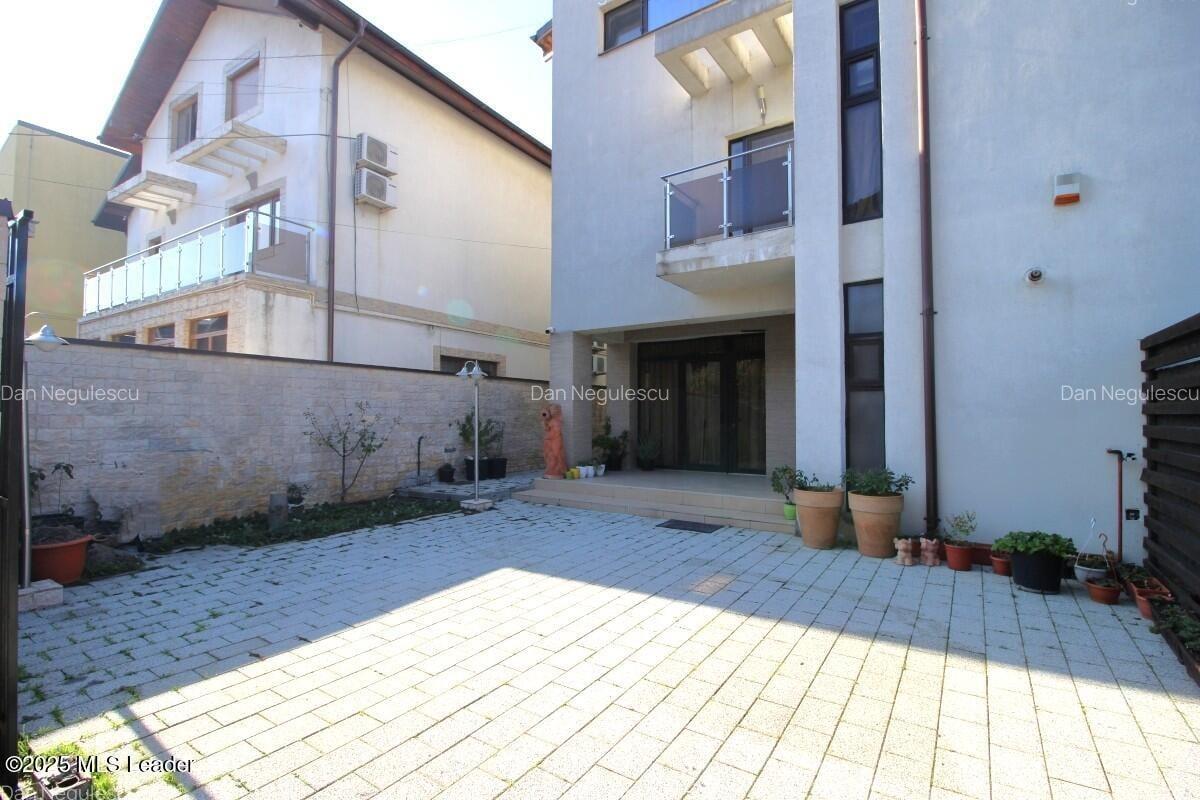 Popesti-Leordeni, Sf. Agnes, vila 2010, p+1+m, 216 mp, curte 138 mp! - 23