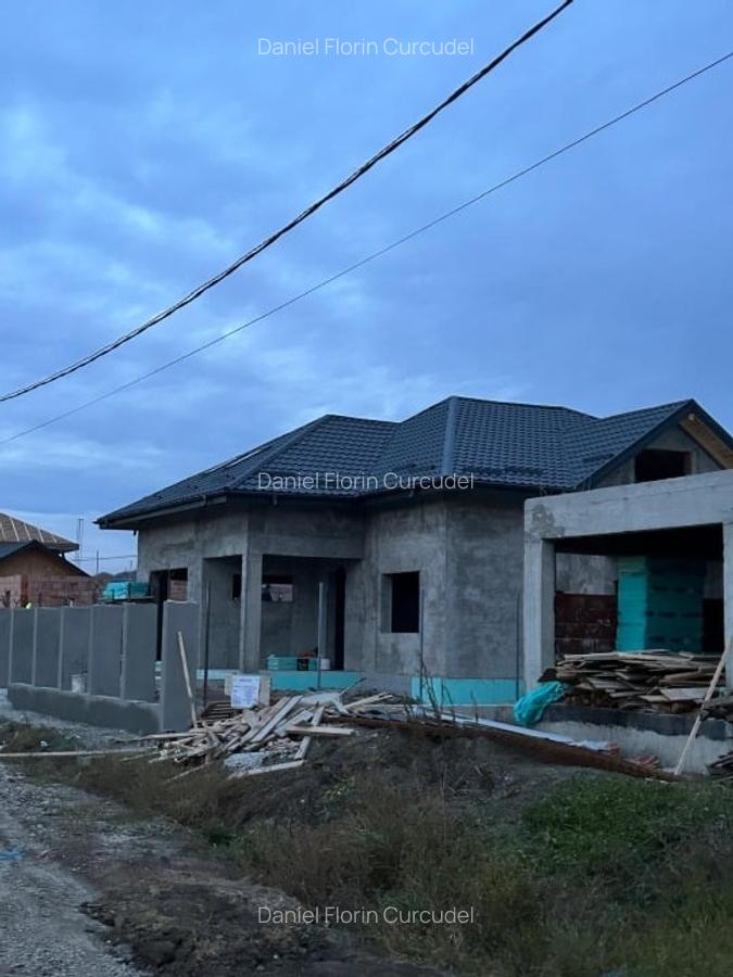 Casă la 3 km de SuperCopou - 3