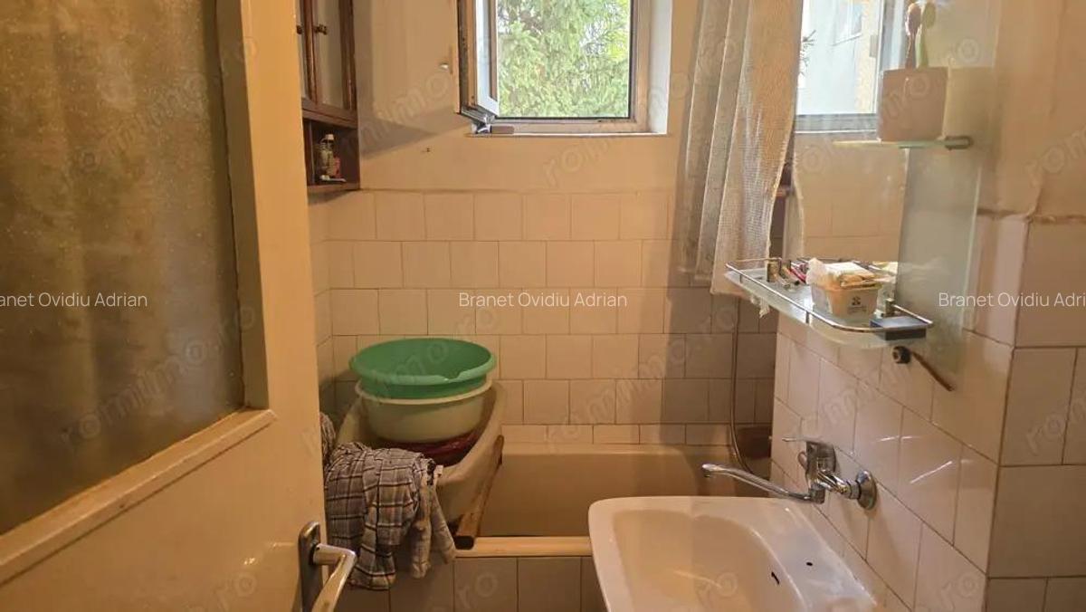 Vand apartament 2 camere cu intrari separate (circular) in Deva, str. Zamfirescu, etaj 3, - 8